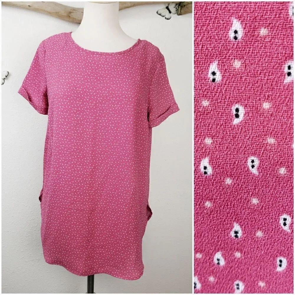 LC Lauren conrad floral cap sleeve tunic top